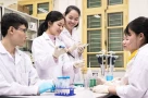 Sự thật đắng lòng về bác sĩ nội trú, sau những ánh hào quang