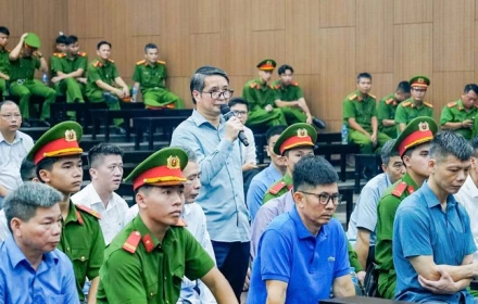 Ông Phạm Thái Hà cựu Phó Chủ nhiệm Văn phòng Quốc hội nói dễ dãi 'nhận số tiền không đáng' từ chủ tịch Thuận An