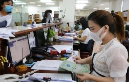 Công chức xã, phường sẽ được trả lương trước 15/9
