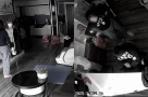 Éo le vụ cháu trai ở Hà Nội bị mẹ kế bạo hành từ lâu