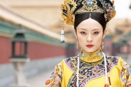 Nổi tiếng hiếu thuận, Càn Long đã có tuyên bố gây sốc nào với mẹ ruột khi vừa đăng cơ?