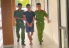Thanh Hóa: Uống bia xong, Tống Duy Lộc cầm dao phay xông vào trụ sở công an xã 'gặp ai chém đó'