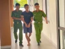 Thanh Hóa: Uống bia xong, Tống Duy Lộc cầm dao phay xông vào trụ sở công an xã 'gặp ai chém đó'