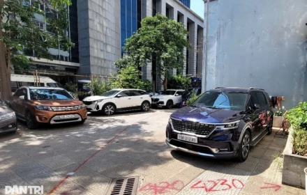 Vì sao 19 người dân khởi kiện Chủ tịch UBND phường Vĩnh Tuy dự án "đường cong mềm mại" ở Hà Nội?