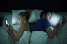 Giới trẻ Hoa Kỳ ngày càng lười kết hôn, ngại làm chuyện ấy và suy thoái tinhduc xảy ra