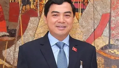 Chân dung tân Chủ tịch UBND tỉnh Thanh Hóa Nguyễn Hoài Anh
