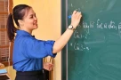 Lương giáo viên trước và sau khi được xếp cao nhất khu vực công chênh lệch thế nào?