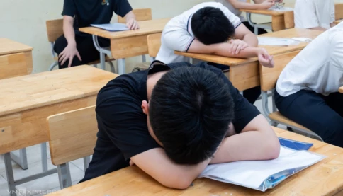 'Khai tử' đình chỉ học, kỷ luật nặng nhất với học sinh là viết bản kiểm điểm
