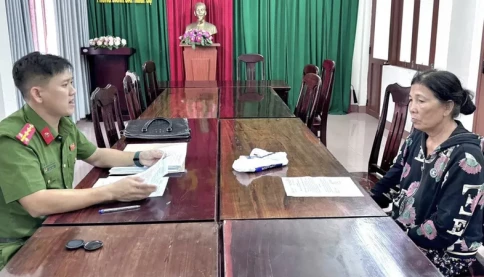 Bà lão 74 tuổi nằm trong đường dây trộm chó liên tỉnh