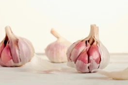 6 nhóm người không nên ăn tỏi