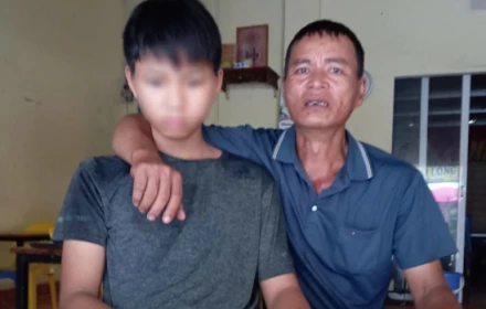 Tìm thấy bé trai bỏ nhà đi suốt 27 ngày, người cha vỡ òa hạnh phúc