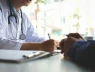 Tai nạn bất ngờ trong kỳ trăng mật khiến chàng trai phải cắt một tinh hoàn, bác sĩ khuyến cao đấng mày râu điều gì?