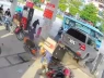 Thoát chết trong gang tấc khi ô tô lùi đổ trụ bơm xăng gây cháy ngùn ngụt ở Hà Nội