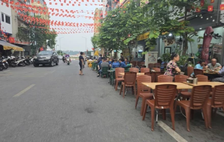 Hơn 300 tỷ cho con đường nối sông Hồng với phố cổ bị hàng quán 'nuốt trọn'