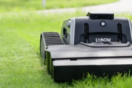 Robot cắt cỏ có thể leo dốc vượt đèo, nhận diện chướng ngại vật