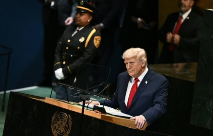 Trump mắng cả thế giới hahaha