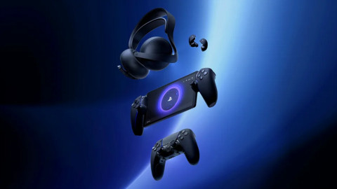 Fan PlayStation sẽ thích mê cho coi: bộ sưu tập phụ kiện PS5 đen tuyền huyền bí