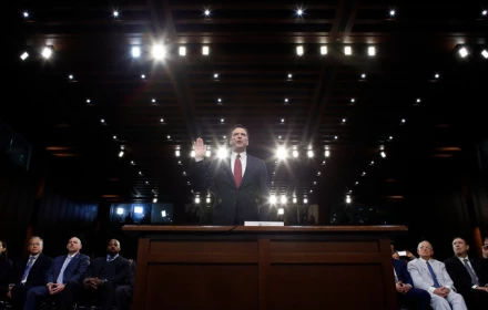 Cựu giám đốc FBI James Comey bị truy tố vì vụ tố Trump thông đồng với Nga