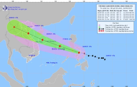 Bão BUALOI đang lao vào biển Đông với tốc độ cực nhanh, cường độ bão có thể đạt cấp 13, giật cấp 16