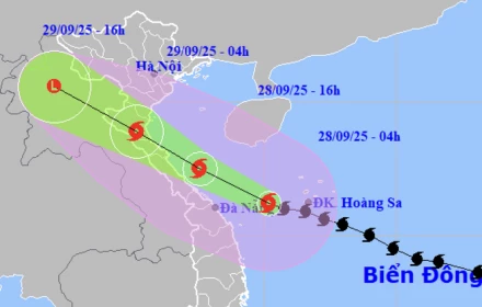 Cập nhật bão Bualoi sáng 28/9: Mạnh cấp 12, giật cấp 15 đang cách Đà Nẵng chưa đến 150km