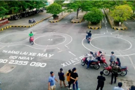 "Bí kíp" thi bằng lái xe A1 siêu đơn giản