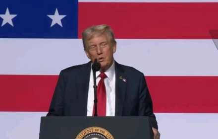 Ông Trump lại thể hiện thất vọng với Nga: 4 năm chiến tranh mà vẫn là hổ giấy