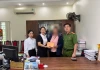 Người phụ nữ U50 sập bẫy 'phi công việt kiều'