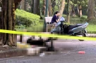 Người đàn ông nghi tự thiêu tử vong trong công viên giữa Hà Nội