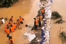 Phía sau clip nước lũ dâng cao, tưởng nuốt chửng người giữ đê ở Thái Nguyên