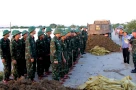 Quân và dân Bắc Ninh chống tràn đê tả Cầu