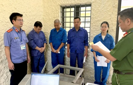 Vì sao phó giám đốc Bệnh viện Phổi Hà Nội bị khởi tố?