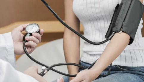 Những biểu hiện vào buổi sáng cảnh báo huyết áp cao