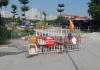 Ô tô bị sụp hố, xe cứu hộ đến cũng sa lầy