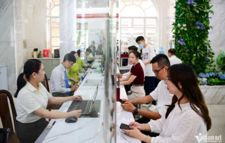 Nghiên cứu điều chỉnh lương, phụ cấp của công chức, viên chức
