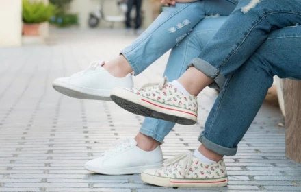Vì sao người xưa nói “Cây rung lá rụng, chân rung phúc bạc”?