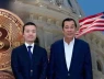 Trần Chí bị Mỹ cáo buộc là trùm lừa đảo trực tuyến có mối quan hệ thế nào với ông Hunsen?