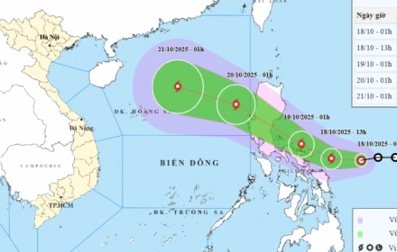 Áp thấp nhiệt đới sắp thành bão số 12, Biển Đông chuẩn bị đón gió mạnh, sóng lớn