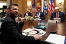 Zelensky "tội nghiệp" lại bị Trump trêu chọc