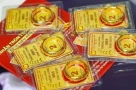 Giá vàng thế giới tiếp tục giảm nhưng 10h sáng các cửa hàng lớn tại Hà Nội đồng loạt báo… hết vàng
