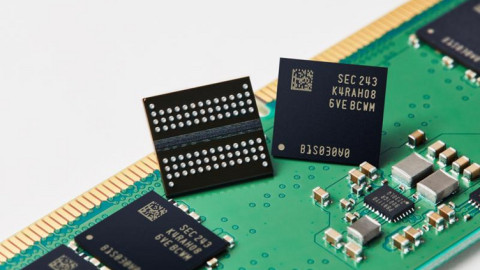 Hàn Quốc lo lắng khi kim ngạch xuất khẩu chip nhớ giảm mạnh