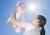 Người Việt đối mặt nguy cơ thiếu hụt vitamin D nghiêm trọng do tránh nắng quá mức