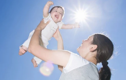 Người Việt đối mặt nguy cơ thiếu hụt vitamin D nghiêm trọng do tránh nắng quá mức