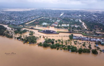 Thái Nguyên vừa mới ráo nước lũ đã lên đường vào Huế, Đà Nẵng cứu hộ ngay trong đêm. Yêu quá tình đồng bào!