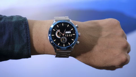Trên tay Riversong Motive 9 Max: smartwatch 2 triệu đồng màn hình đẹp, nghe gọi điện ngon lành