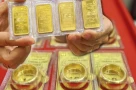 Lật mặt 8: Giá vàng trong nước bật tăng mạnh, chênh lệch với thế giới tiếp tục nới rộng