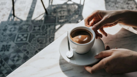 6 thời điểm không nên uống cà phê dù thích đến mấy