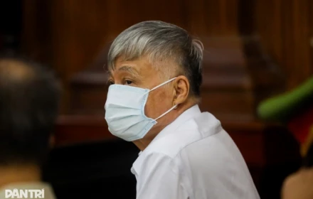 Nóng! Ông Nguyễn Công Khế lĩnh 8 năm tù vì sai phạm chuyển nhượng đất Bến Vân Đồn