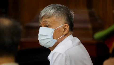 Nóng! Ông Nguyễn Công Khế lĩnh 8 năm tù vì sai phạm chuyển nhượng đất Bến Vân Đồn