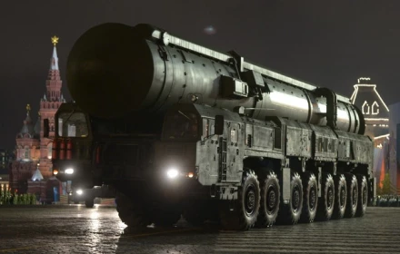 Điện Kremlin tuyên bố sẽ đáp trả nếu Mỹ vi phạm lệnh tạm dừng hạt nhân