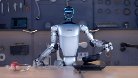 Kinh ngạc robot AI của Trung Quốc có di chuyển mượt mà uyển chuyển y chang con người